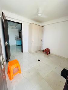 Bedroom Image of 600 Sq.ft 1 BHK Builder Floor for rent in Said-Ul-Ajaib New Delhi for Rs. 12000