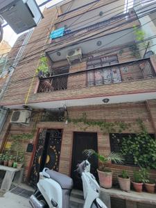 Image of 900 Sq.ft 12 BHK Independent House for sale in Laxmi Nagar, New Delhi for Rs. 28000000