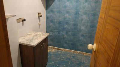 Image of 1750 Sq.ft 3 BHK Apartment / Flat for rent in Chitaipur, Varanasi for Rs. 25000