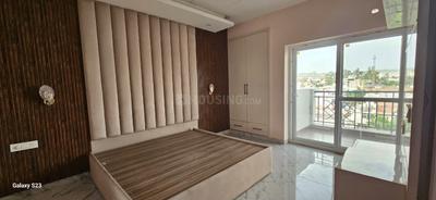 Bedroom Image of 2400 Sq.ft 4.5 BHK Apartment / Flat for rent in Kunjwani Jammu for Rs. 50000