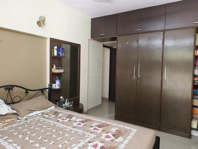 Bedroom Image of 900 Sq.ft 2 BHK Apartment / Flat for sale in Vile Parle West Mumbai for Rs. 40000000