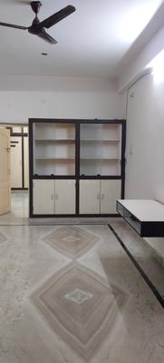 1 BHK Semi Furnished Flat