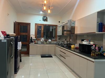 2 BHK Independent Builder Floor