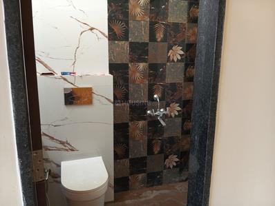 Bathroom Image of 350 Sq.ft 1 RK Independent House for rent in Rau Indore for Rs. 6500