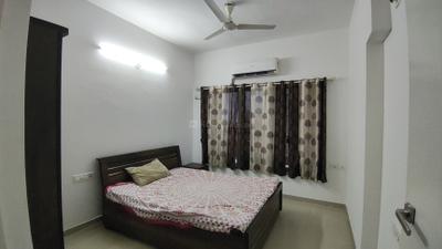 Bedroom Image of 1080 Sq.ft 2 BHK Apartment / Flat for rent in Adani The Meadows, Shantigram Ahmedabad for Rs. 34000