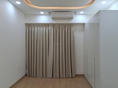 Bedroom Image of 1732 Sq.ft 2 BHK Apartment / Flat for sale in DLF One Midtown, Karampura New Delhi for Rs. 45000000