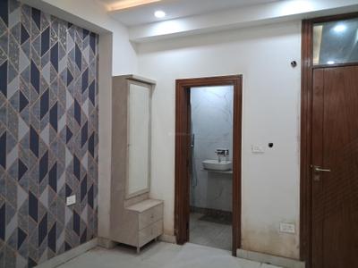 Bedroom Image of 1050 Sq.ft 2 BHK Apartment / Flat for sale in Capital Hometech Pride 2 by Capital Infra, Sector 73 Noida for Rs. 4000000
