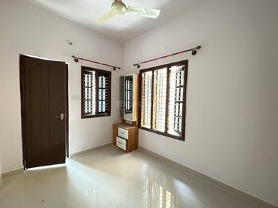 Bedroom Image of 700 Sq.ft 1 BHK Builder Floor for rent in Indira Nagar Bengaluru for Rs. 37500