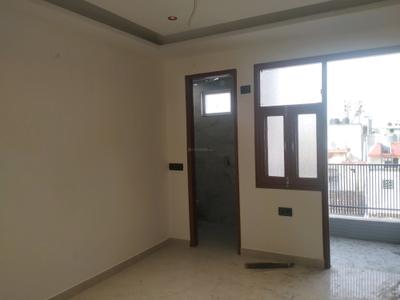 Bedroom Image of 700 Sq.ft 2 BHK Builder Floor for sale in Mayur Vihar Phase 1 New Delhi for Rs. 7800000