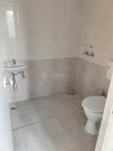 Bathroom Image of 700 Sq.ft 2 BHK Apartment / Flat for sale in Shree Green Court, Sector 90 Gurgaon for Rs. 7250000