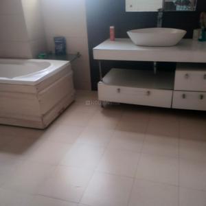 Image of 1500 Sq.ft 3 BHK Apartment / Flat for sale in DDA Flats Vasant Kunj, Vasant Kunj, New Delhi for Rs. 45000000
