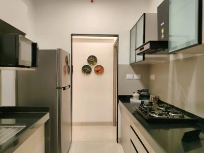 Kitchen Image of 950 Sq.ft 2 BHK Apartment / Flat for sale in Rustomjee La Familia, Thane West Thane for Rs. 15000000