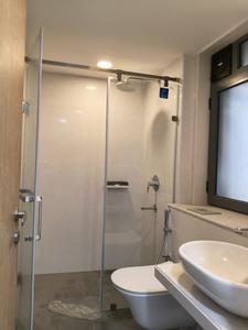 Common Bathroom Image of 1080 Sq.ft 3 BHK Apartment / Flat for rent in Madhupuri 42 East Park, Matunga East Mumbai for Rs. 185000