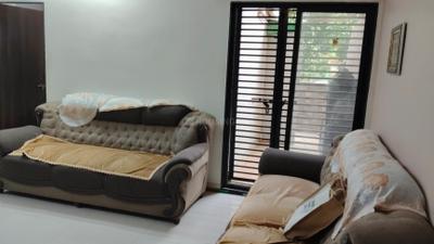 Living Room Image of 1900 Sq.ft 2 BHK Apartment / Flat for rent in Vastrapur Ahmedabad for Rs. 30000