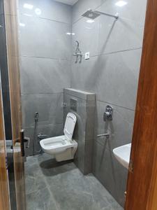 Image of 580 Sq.ft 1.5 BHK Builder Floor for rent in Shastri Nagar, New Delhi for Rs. 15000