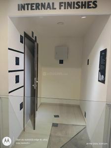 Bathroom Image of 586 Sq.ft 1 BHK Apartment / Flat for sale in Provident Kenvista T1, Kondhwa Pune for Rs. 4499999