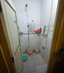 Bathroom Image of 900 Sq.ft 2 BHK Apartment / Flat for sale in Itarsi Hoshangabad for Rs. 2600000