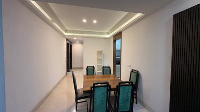 Living Room Image of 1300 Sq.ft 3 BHK Apartment / Flat for rent in Santacruz West Mumbai for Rs. 250000