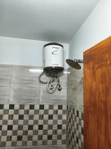 Bathroom Image of 1100 Sq.ft 2 BHK Apartment / Flat for rent in Jubilee Hills Hyderabad for Rs. 32003