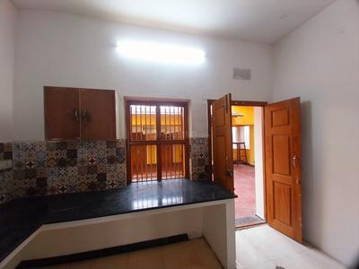 Kitchen Image of 2000 Sq.ft 3 BHK Independent House for rent in Pozhichalur Chennai for Rs. 25000