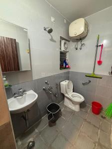 Bathroom Image of 1430 Sq.ft 3 BHK Apartment / Flat for rent in Nandanam Chennai for Rs. 115000