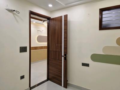 Bedroom Image of 810 Sq.ft 3 BHK Apartment / Flat for sale in Sector 15 Dwarka New Delhi for Rs. 6000000