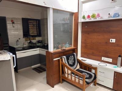 Kitchen Image of 800 Sq.ft 1 BHK Apartment / Flat for rent in Sargasan Gandhinagar for Rs. 18000
