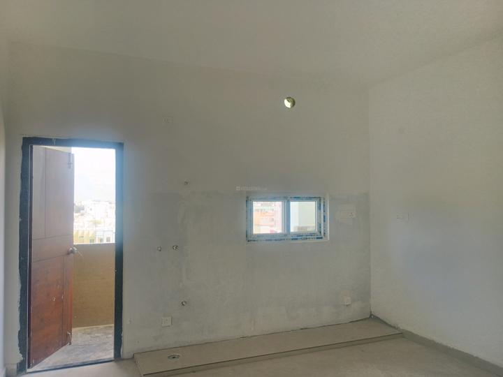 Phoenix Golfedge Residences Main Image 1