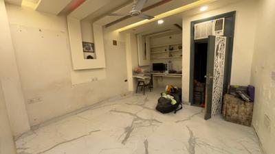Bedroom Image of 1350 Sq.ft 3 BHK Builder Floor for sale in Vikaspuri New Delhi for Rs. 23000000