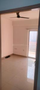 Hall Image of 1695 Sq.ft 3 BHK Apartment / Flat for sale in Amrapali Crystal Homes Phase 1, Sector 76 Noida for Rs. 22695000