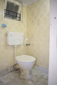 Bathroom Image of 890 Sq.ft 2 BHK Apartment / Flat for rent in Airport Gate no. 1 Kolkata for Rs. 12500