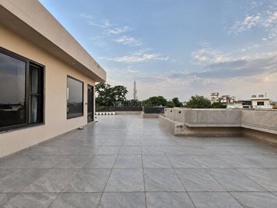Balcony Image of 3000 Sq.ft 5 BHK Villa for sale in Haridwar Dehradun Road Dehradun for Rs. 42500000
