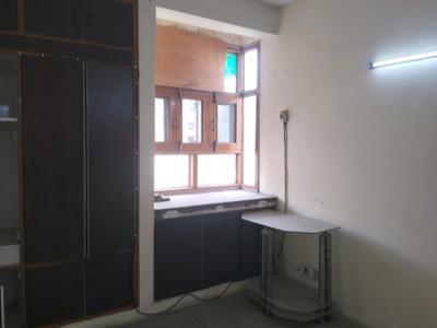 Bedroom Image of 1050 Sq.ft 2 BHK Apartment / Flat for sale in Vikaspuri New Delhi for Rs. 12500000