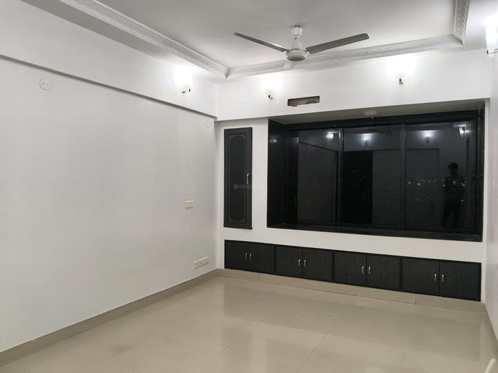 Inner Circle 54 Living Room 1