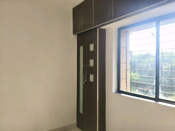 Single apartment Bedroom 1