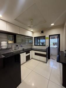 Kitchen Image of 1950 Sq.ft 3 BHK Apartment / Flat for rent in Saiyed Vasna Vadodara for Rs. 32000