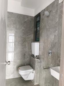 Common Bathroom One Image of 1066 Sq.ft 3 BHK Apartment / Flat for sale in Kohinoor Uptown Kalyan, Kalyan West Kalyan for Rs. 6500000