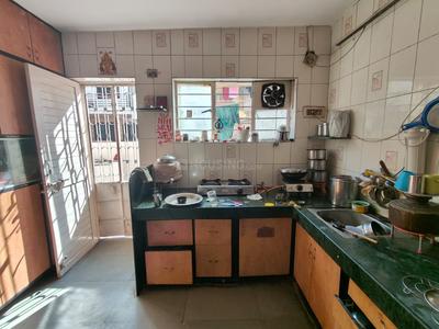 Kitchen Image of 2253 Sq.ft 4 BHK Independent House for sale in Bodakdev Ahmedabad for Rs. 35000000