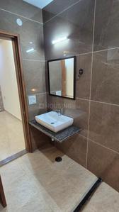 Bathroom Image of 1800 Sq.ft 3 BHK Independent House for rent in Palam Vihar Gurgaon for Rs. 55000