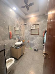 Bathroom Image of 2000 Sq.ft 3 BHK Builder Floor for sale in BPTP District 6 Block L, Sector 84 Faridabad for Rs. 30000000