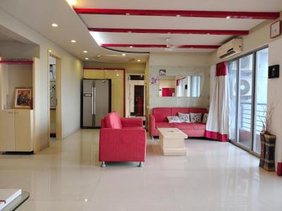 4.5 BHK Flat