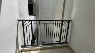 Balcony Image of 1500 Sq.ft 3 BHK Apartment / Flat for sale in Mahagun Moderne, Sector 78 Noida for Rs. 21200000