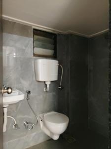 Common Bathroom Image of 680 Sq.ft 1 BHK Apartment / Flat for sale in Sai Jay Prestige Apartment, Boisar Mumbai for Rs. 3000000