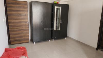Bedroom Image of 1350 Sq.ft 3 BHK Apartment / Flat for rent in Eklingji Radhe Skyline, Sanand Ahmedabad for Rs. 20000