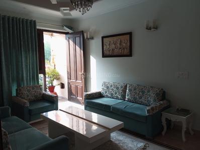 Hall Image of 5400 Sq.ft 4 BHK Builder Floor for sale in Navjeevan Vihar New Delhi for Rs. 85000000