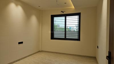 Bedroom Image of 3000 Sq.ft 4 BHK Independent House for sale in Shankeshwar Parshwanath, County Walk Township Indore for Rs. 16500000