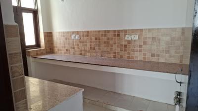 Kitchen Image of 1700 Sq.ft 3 BHK Apartment / Flat for sale in Cosmos Golden Heights, Crossings Republik Ghaziabad for Rs. 11400000
