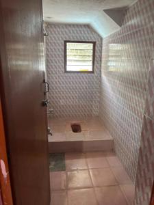 Bathroom Image of 1400 Sq.ft 2 BHK Independent House for rent in Sholinganallur Chennai for Rs. 20000