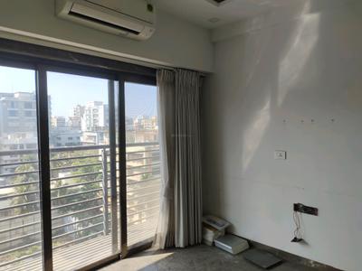Bedroom Image of 1800 Sq.ft 3 BHK Apartment / Flat for sale in Vile Parle West Mumbai for Rs. 65015600