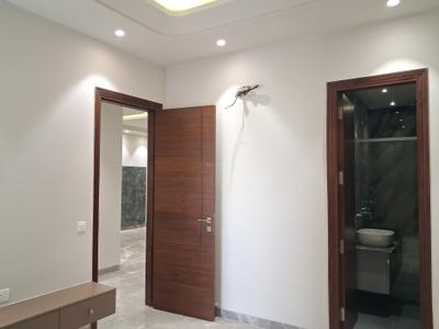 Bedroom Image of 1800 Sq.ft 3 BHK Builder Floor for sale in Paschim Vihar New Delhi for Rs. 36000000